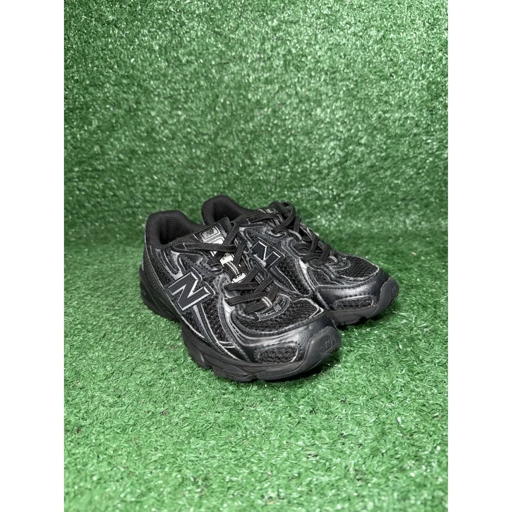 New Balance 740 Toddler Size 12C Black Walking Shoes Bungee Lace Comfort Sneaker